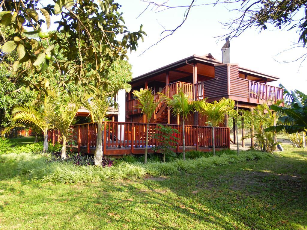 Monzi Safari Lodge Saint Lucia Estuary 외부 사진
